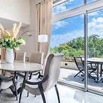 Διαμέρισμα Oxford-californie Luxury 4-bedroom Penthouse With Parking *