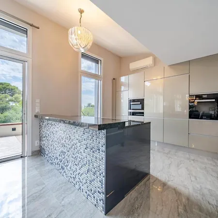 Διαμέρισμα Oxford-californie Luxury 4-bedroom Penthouse With Parking